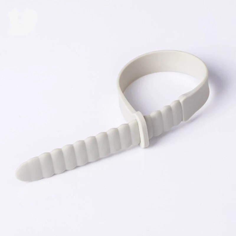 No-Touch Silicone Toilet Seat Lifter Clip - Image 6