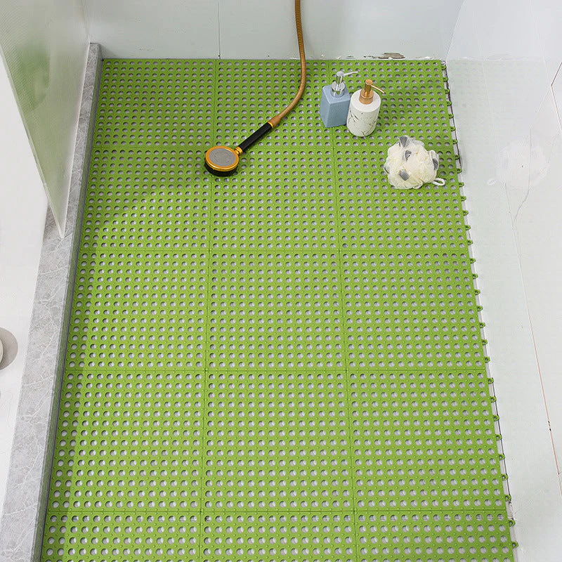 Non-Slip Easy Draining Bathroom Mat - Image 10