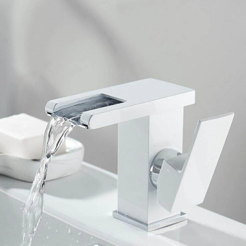 Water Temperature Sensitive LED Bathroom Faucet - Image 16