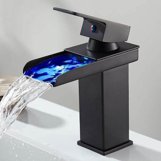 Water Temperature Sensitive LED Bathroom Faucet - Image 17