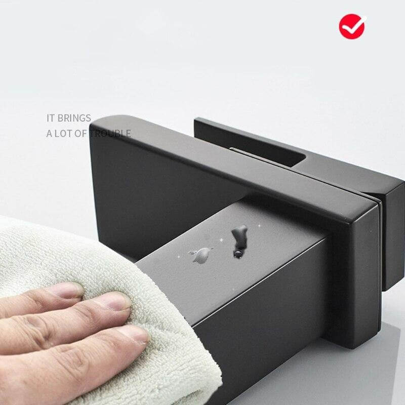 Water Temperature Sensitive LED Bathroom Faucet - Image 5